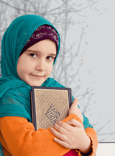 Child learning Quran online with Quran Academe